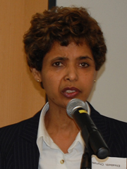 ኤርትራዊት ተጣባቒት ሰብኣዊ መሰላት ኤልሳ ጭሩም ሽልማት ‘ጅግና ኣፍሪቃ’ (African Heroine) ተዋሂባ