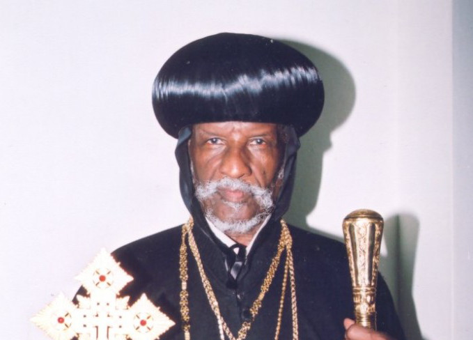 መንበረ ጵጵስና ኣህጉረ ስብከታት፣ ኣቡነ እንጠንዮስ ክሳብ ሕጂ  ብቃሎም ይኹን ብጽሑፍ ዝገለጽዎ ነገር የለን ይብል