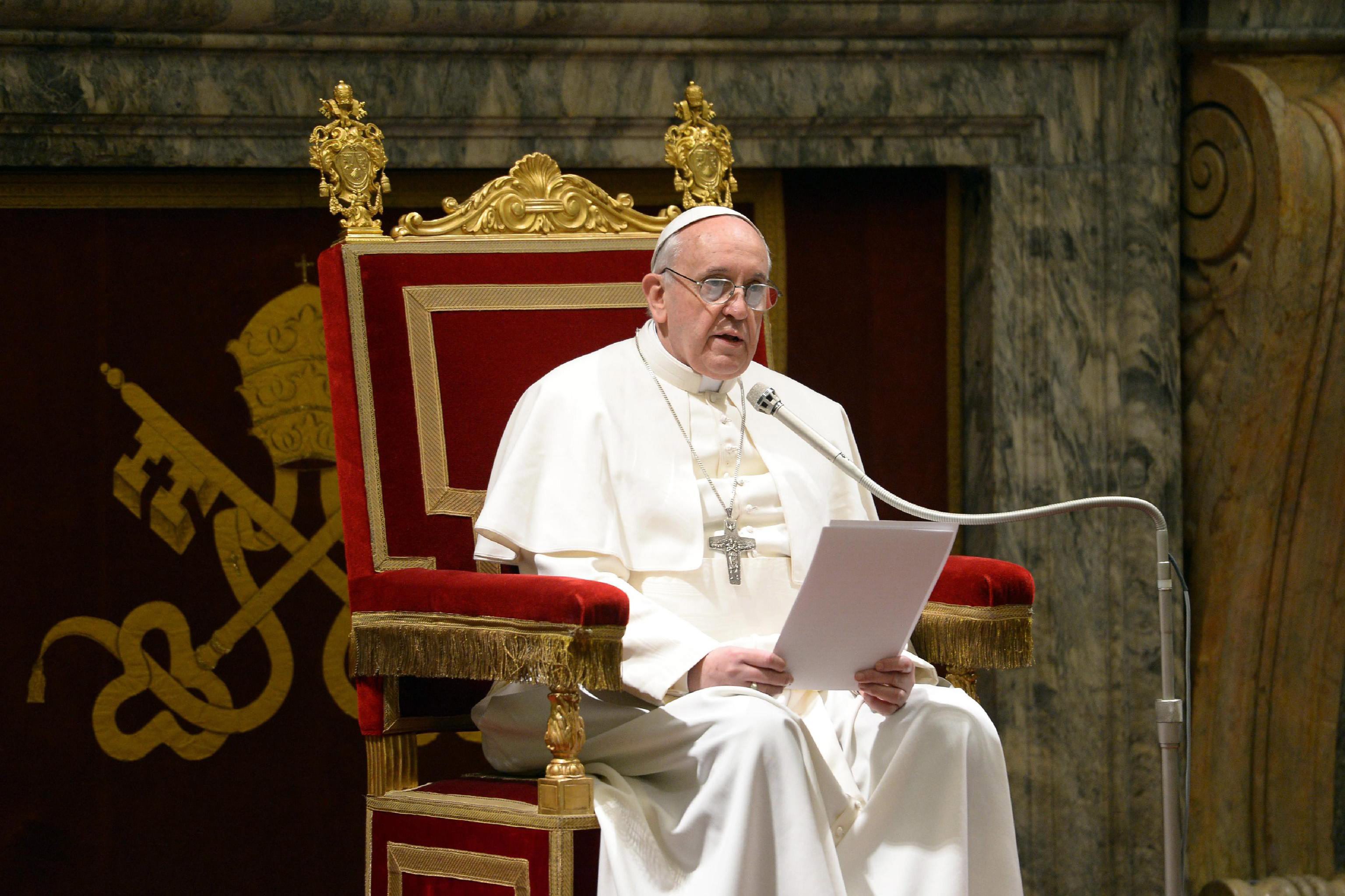 Pope Francis meets with Lampedusa survivors Pope Francis meets with Lampedusa survivors