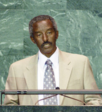ሚኒስተር ፋይናንስ ነበረ ኣቶ ብርሃነ ኣብርሀ፣ ንሕሉፍን ህሉውን ኩነታት ኤርትራ እትገልጽ መጽሓፍ ንምዝርጋሕ ይሰርሕ ምህላዉ ተገሊጹ