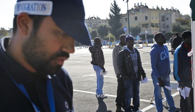 Israeli Ministry of Internal Affairs suspends the order to put refugees in Hilot prison Israeli Ministry of Internal Affairs suspends the order to put refugees in Hilot prison